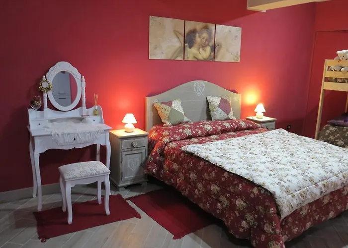 Dimora Il Bacio 2 לינה וארוחת בוקר אנגני