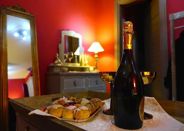 לינה וארוחת בוקר Dimora Il Bacio 2 אנגני