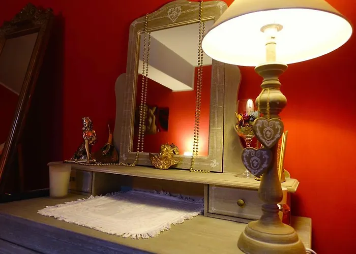 לינה וארוחת בוקר Dimora Il Bacio 2 אנגני